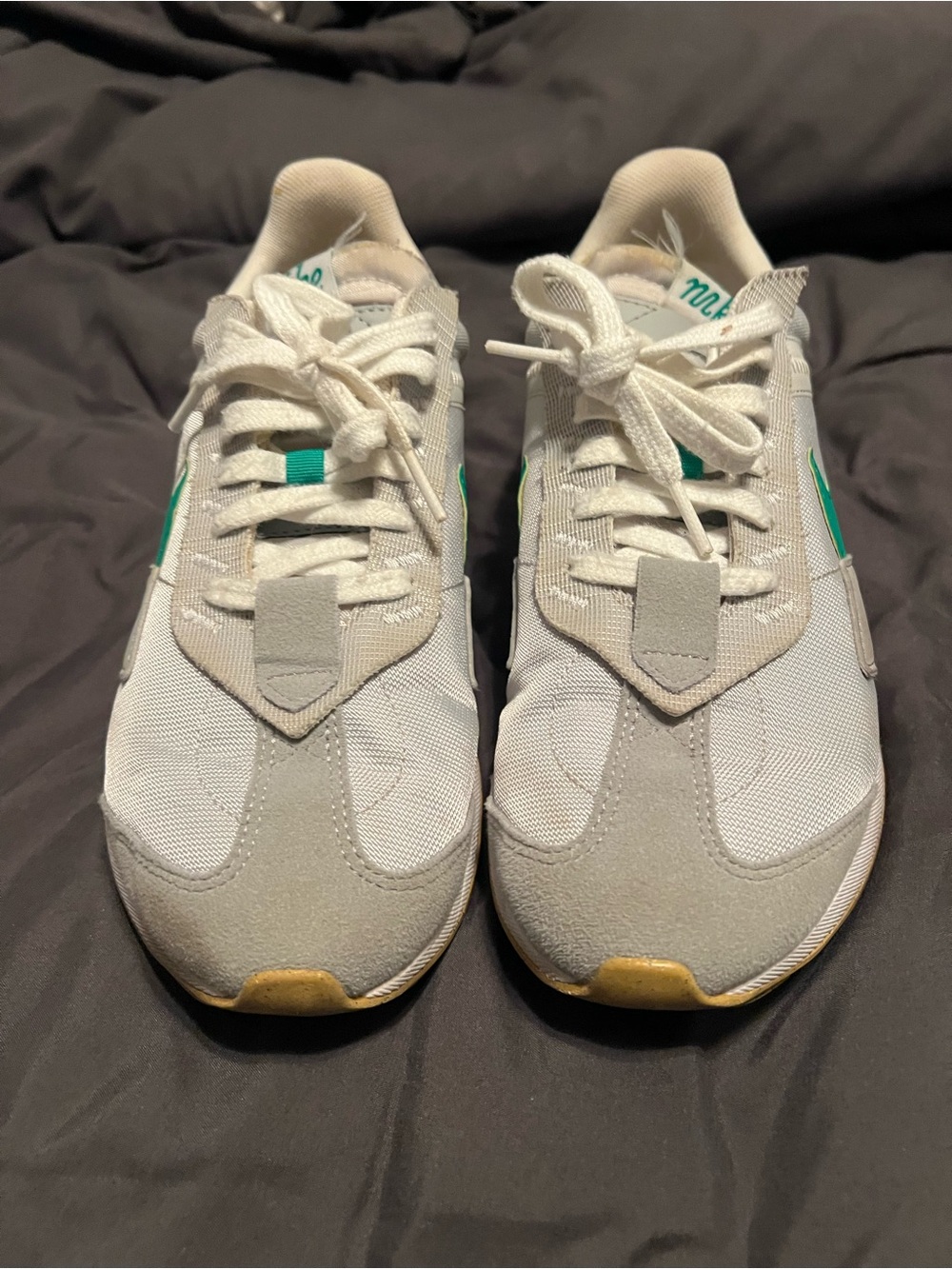 Nike Men's Air Max Pre Day Sneakers in Gray with green Accent - Picture 2 of 3